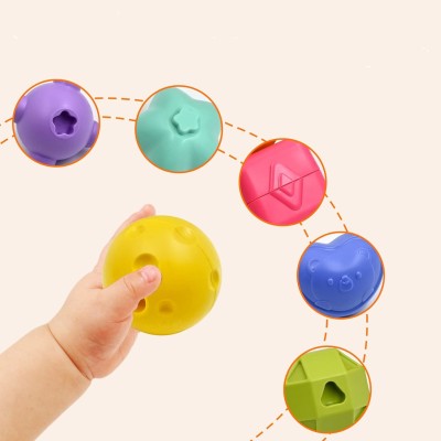 Kostka edukacyjna sensoryczna 8w1 – sorter, klocki, cymbałki, gumki, przeplatanki