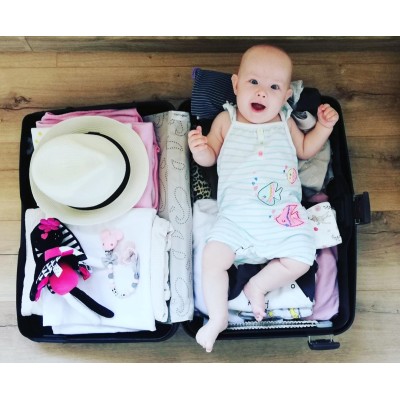 Króliczka przytulanka sensoryczna 0+ z metkami i szeleszczeniem | Mom’s Care