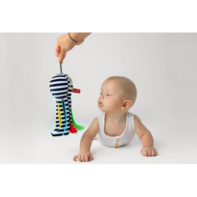 Ośmiornica zawieszka biało-czarna 0+ z dzwoneczkiem | Mom’s Care