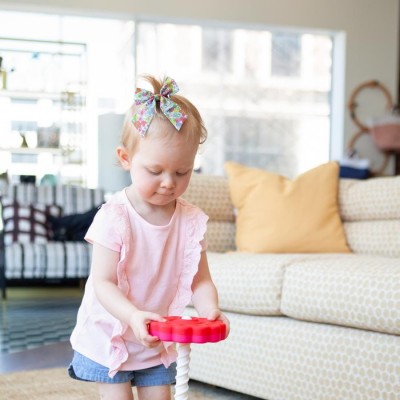 SpinAgain Fat Brain Toys – Zakręcona Wieża edukacyjna z wirującymi krążkami