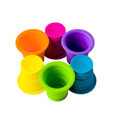 Suction Kupz Fat Brain Toys – silikonowe kubki sensoryczne z przyssawkami