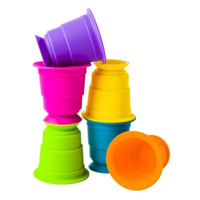 Suction Kupz Fat Brain Toys – silikonowe kubki sensoryczne z przyssawkami