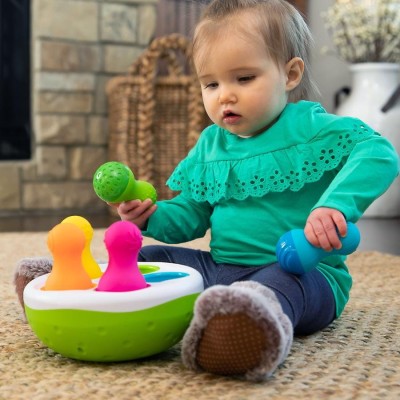 SpinnyPins Fat Brain Toys – sorter i wańki wstańki sensoryczne dla dzieci 18m+