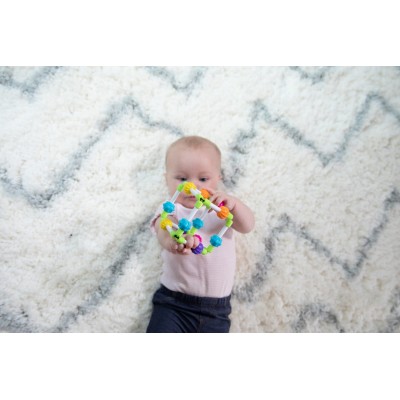 Quubi Fat Brain Toys – sześcian manipulacyjny i gryzak sensoryczny dla dzieci 6m+