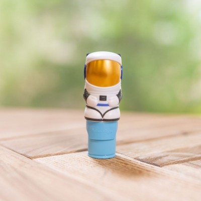 Sticker WOW! Astronauta – książeczka ze stemplem i 300 naklejkami | Zabawka Roku 2024