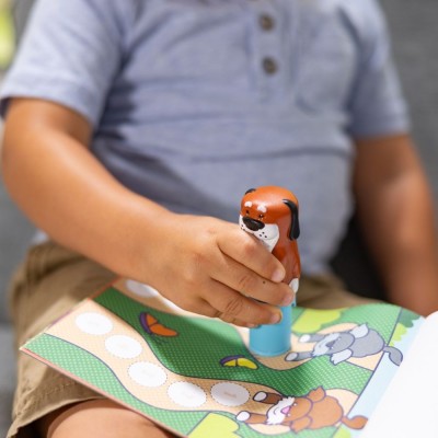 Sticker WOW! Piesek – książeczka ze stempelkiem i naklejkami | Zabawka Roku 2024 | Melissa & Doug