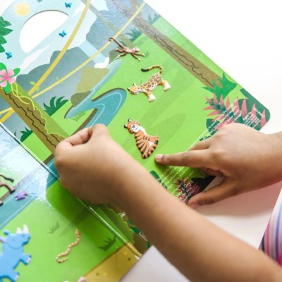 Wielorazowe Naklejki + Plansza – Edukacyjna Zabawa dla Dzieci 4+ | Idealne w Podróży