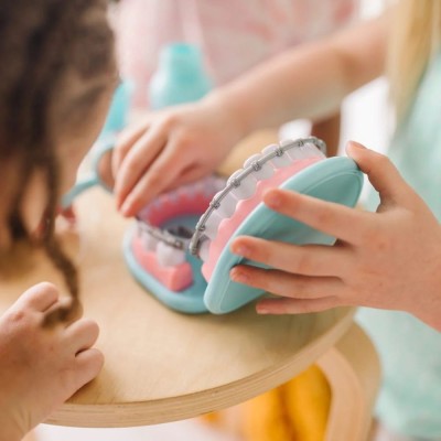 Zestaw dentystyczny Melissa & Doug – zabawka edukacyjna dentysta dla dzieci 3+