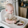 Silikonowy talerzyk z przyssawką beżowy Babyono