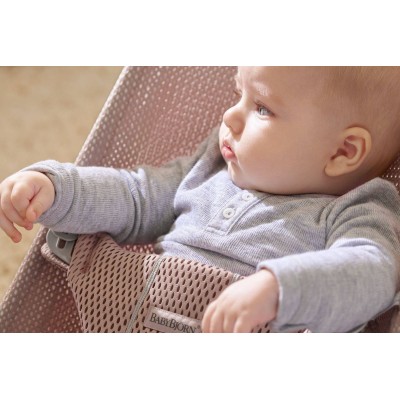 Leżaczek BabyBjörn Bliss Mesh Ciemny Róż – ergonomiczny, bezpieczny, przenośny i komfortowy dla dziecka Leżaczek BabyBjörn Bliss Mesh Ciemny Róż – ergonomiczny, bezpieczny, przenośny i komfortowy dla dziecka