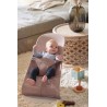 Leżaczek BabyBjörn Bliss Mesh Ciemny Róż – ergonomiczny, bezpieczny, przenośny i komfortowy dla dziecka