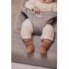 Leżaczek BabyBjörn Bliss Woven Petal Quilt Piaskowoszary – ergonomiczny, certyfikowany, przenośny i wygodny dla dziecka