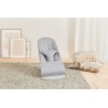 Leżaczek BabyBjörn Bliss Woven Petal Quilt Jasnoszary – ergonomiczny, certyfikowany, przenośny i wygodny dla dziecka