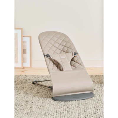 Leżaczek BabyBjörn Bliss Woven Piaskowoszary z ramą ciemnoszarą – ergonomiczny, przenośny, wygodny i certyfikowany