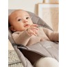 Leżaczek BabyBjörn Bliss Woven Piaskowoszary z ramą ciemnoszarą – ergonomiczny, przenośny, wygodny i certyfikowany