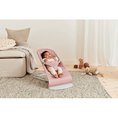 Leżaczek BabyBjörn Bliss Woven Petal Quilt Zgaszony Róż – ergonomiczny, przenośny, bezpieczny i certyfikowany