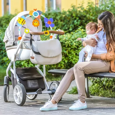 Pałąk z zabawkami do łóżeczka i wózka – kolorowe grzechotki i zwierzątka dla niemowląt | Rozwój zmysłów i zabawa od pierwszych d