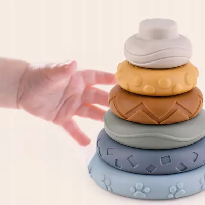 Klocki sensoryczne gumowe Montessori 13 el. – miękka wieża i piramida 3w1 | Gryzaki, nauka kolorów i rozwój zmysłów dla niemowlą