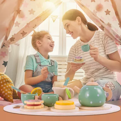 Drewniany zestaw do herbatki dla dzieci  Serwis do zabawy z filiżankami – edukacyjna zabawka