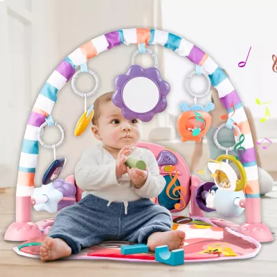 Mata edukacyjna z pianinkiem i grzechotkami dla niemowląt – interaktywna zabawa, muzyka i rozwój zmysłów od pierwszych dni życia