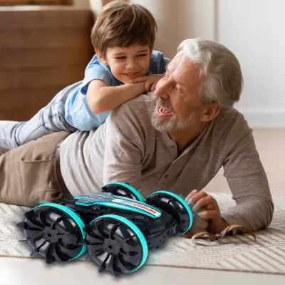 Terenowy Samochód RC Amfibia z Gestami, LED i Saltami 360° – Amfibijny Stunt Car do Jazdy w Wodzie, Śniegu i na Trawie