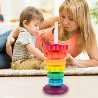 Zakręcona Piramidka Sensoryczna – Tęczowa Wieża 6 Krążków | Układanka Montessori 1+