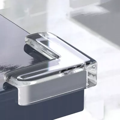 Przezroczyste zabezpieczenia narożników mebli 10 szt. ochrona dzieci