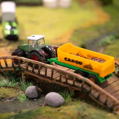 Traktor Fendt z podnośnikiem – metalowy model rolniczy 1:50 Siku S1989 Traktor Fendt z podnośnikiem – metalowy model rolniczy 1:50 Siku S1989
