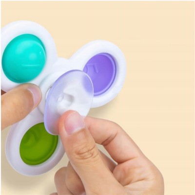 Zestaw sensoryczny Top Spinner z grzechotką i przyssawkami - zabawa i skupienie dla niemowląt Zestaw sensoryczny Top Spinner z grzechotką i przyssawkami - zabawa i skupienie dla niemowląt