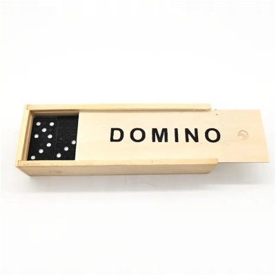 Rodzinna Gra Domino – Klasyczna w Drewnianym Pudełku | 2–4 Graczy